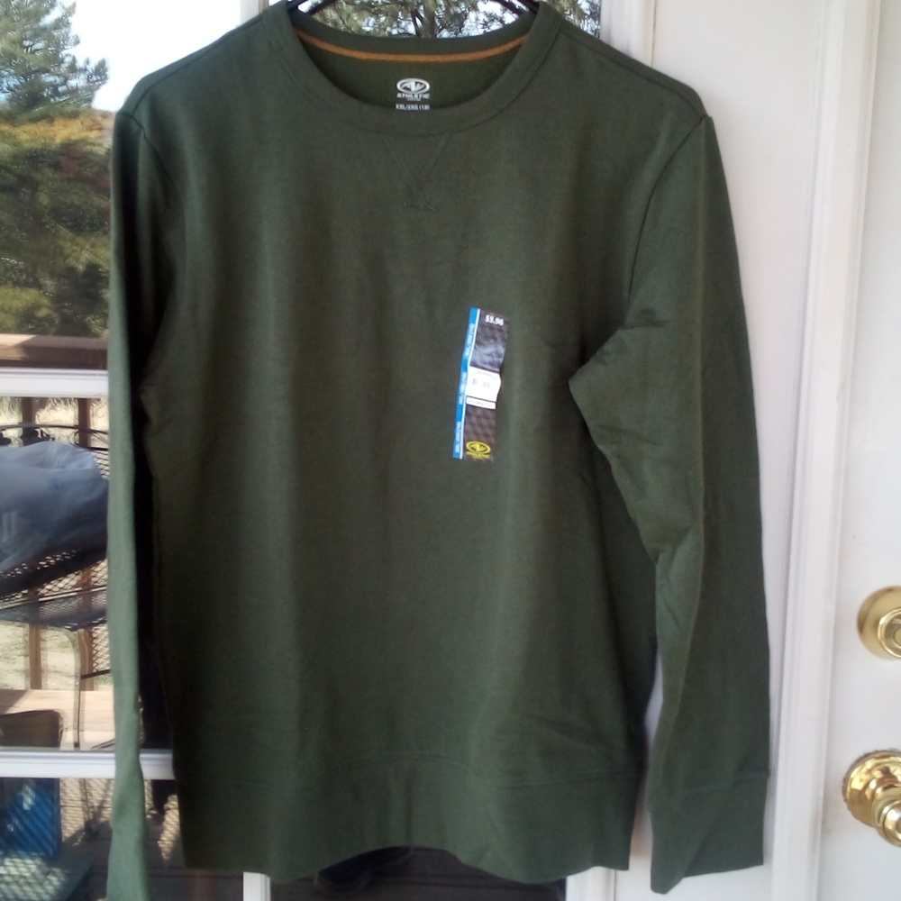 Athletic Works Green Sweat Shirt 18